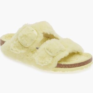 Birkenstock Arizona Buckle Genuine Shearling in Yellow Size 38
